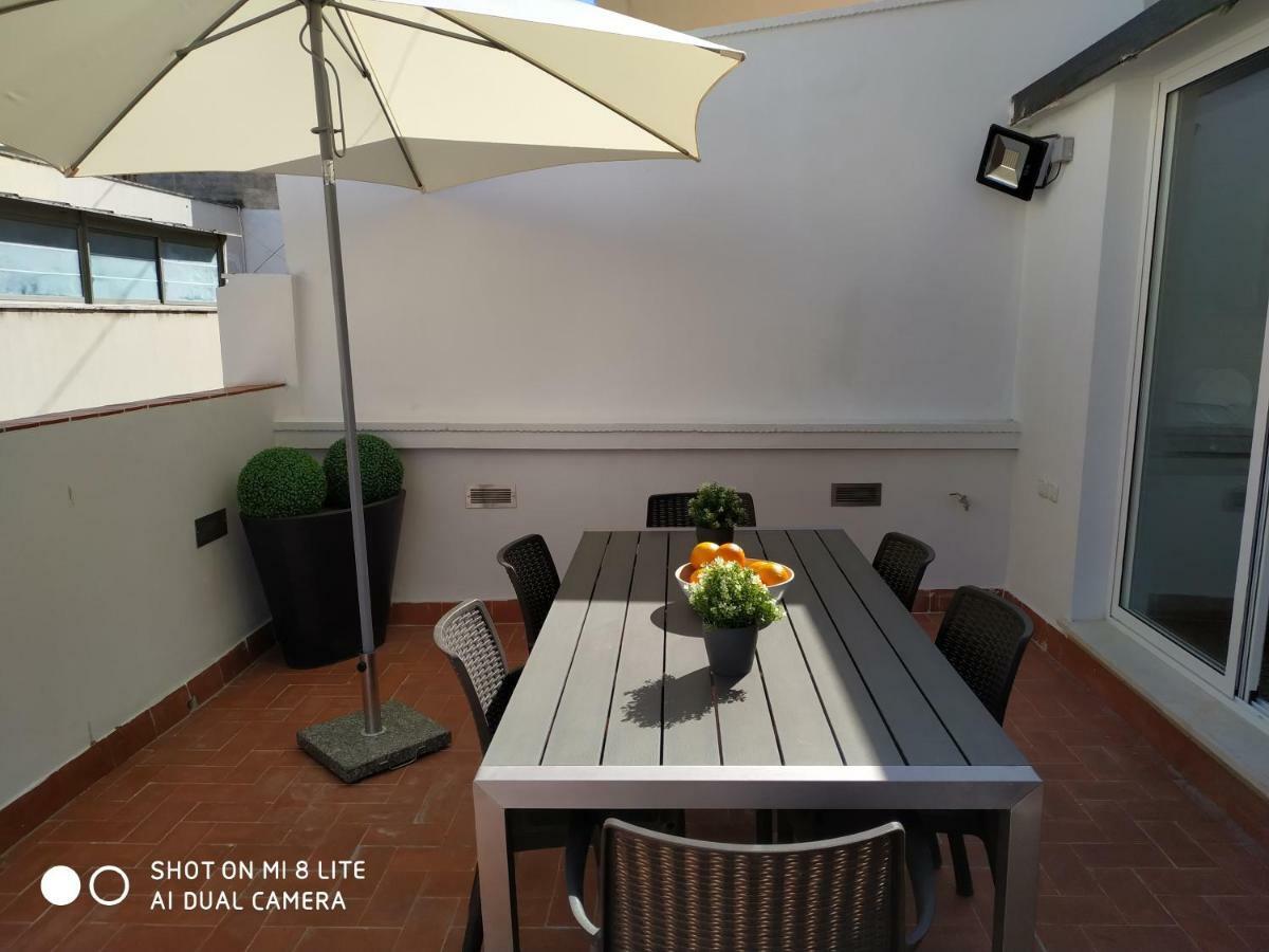 12 Carrer Del Bisbe Valencia